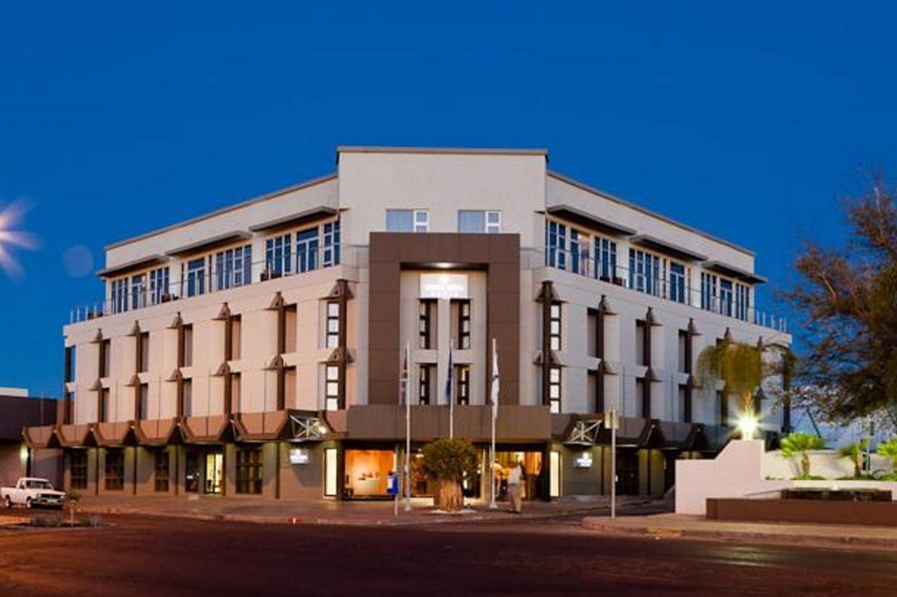 The Oasis Hotel Upington Bagian luar foto