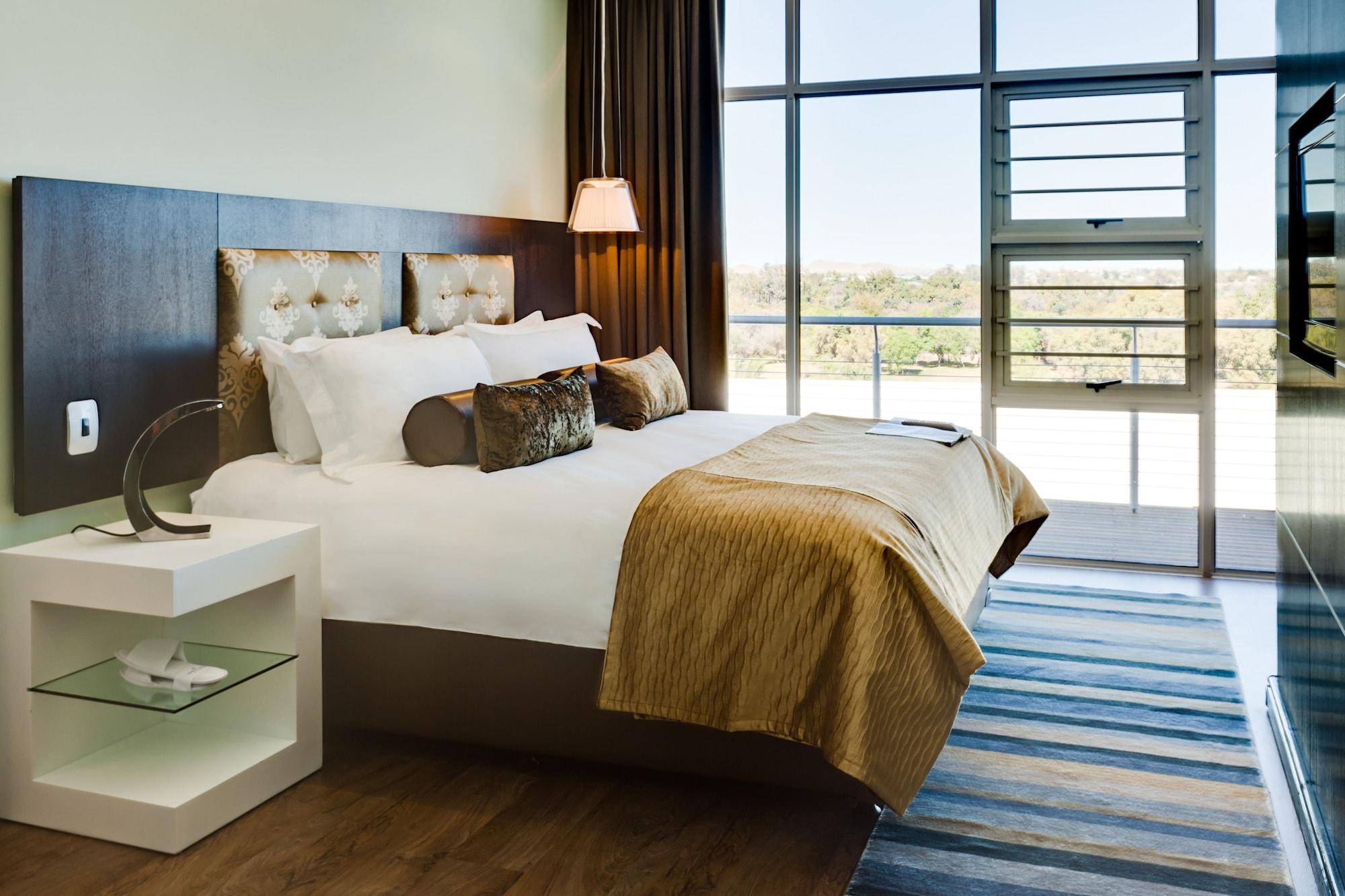 The Oasis Hotel Upington Bagian luar foto