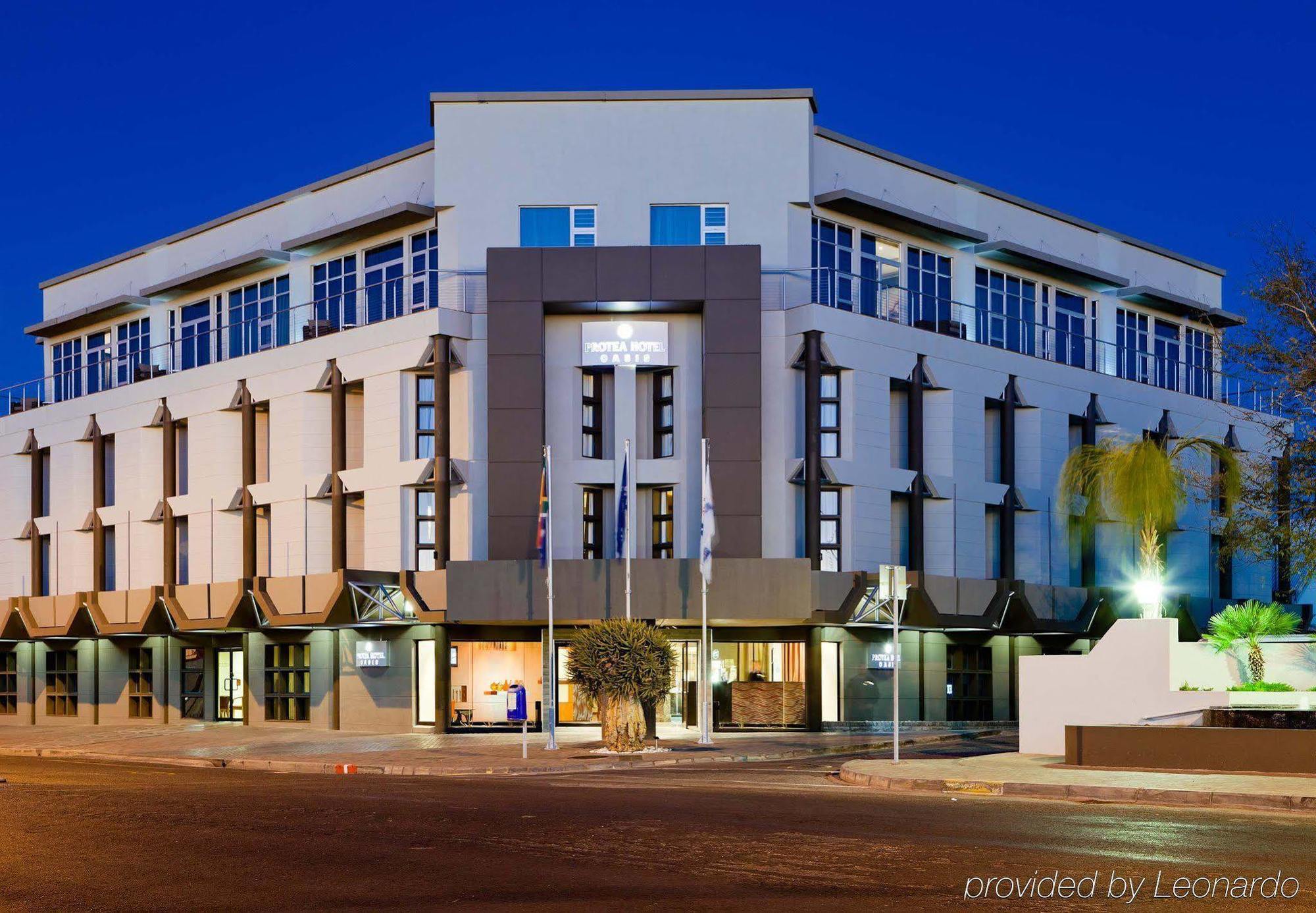 The Oasis Hotel Upington Bagian luar foto
